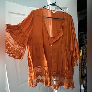 Boutique shirt Size Large